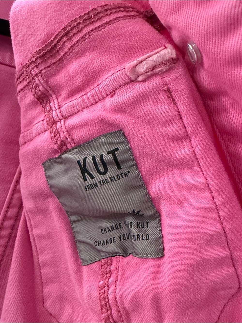 Kut from the Kloth Hot Pink Denim Jacket Like New Size L - Picture 3 of 4